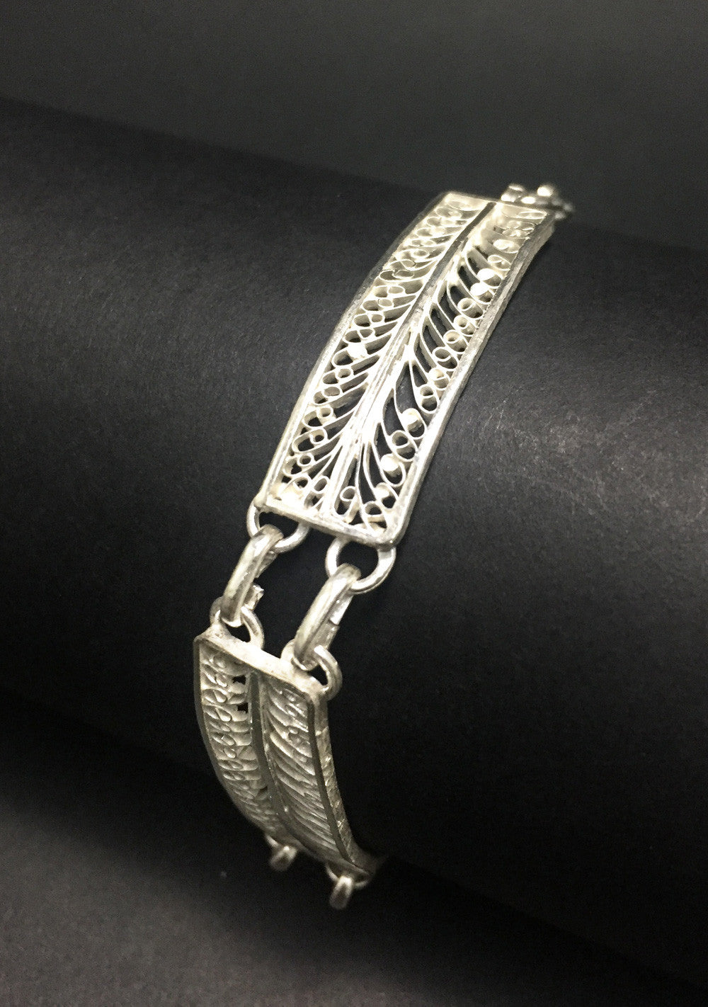 Buy High Polished Finish Stainless Steel Double Diamond Cut Spiga Chain Bracelet  Online - Inox Jewelry India